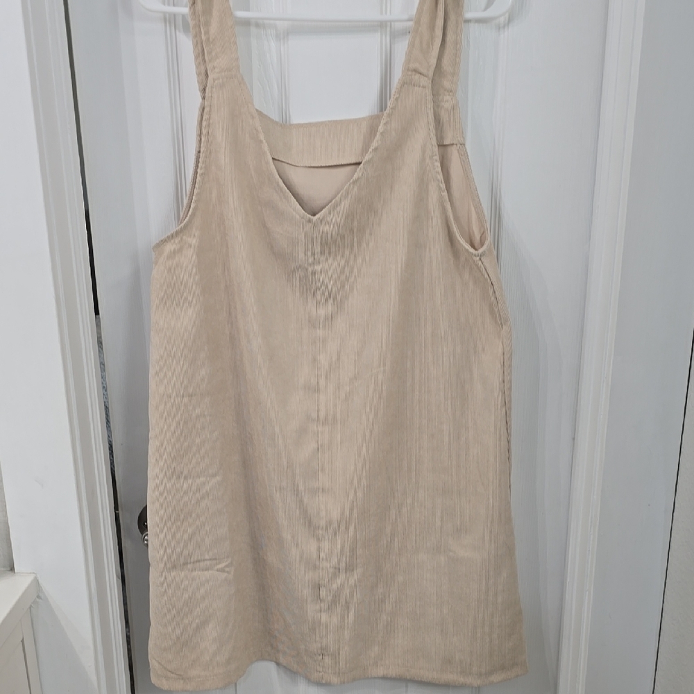 Beige Sleeveless Women's Jumper